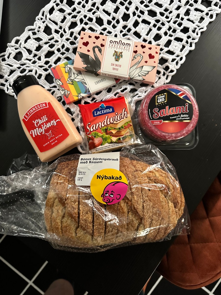 One Photo, One Story&nbsp;(Groceries)